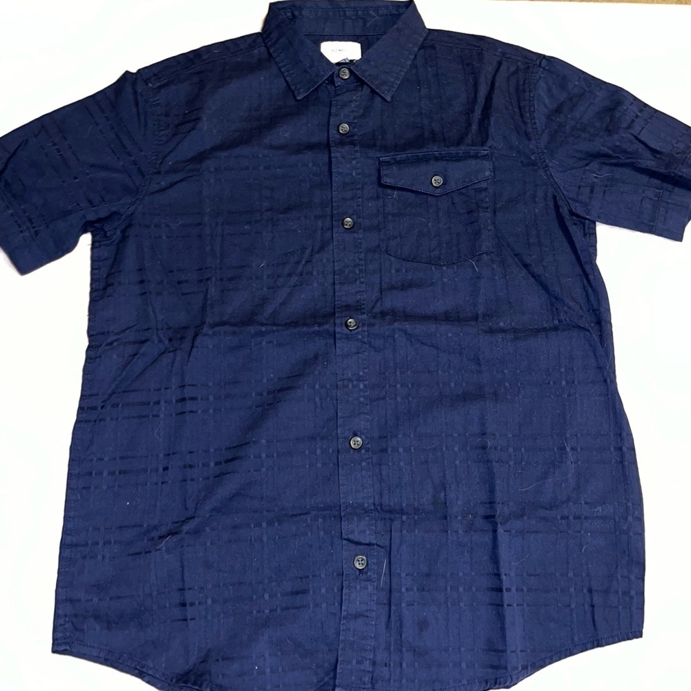 Old Navy dark blue short sleeve button Shirt, size 10/12, Husky